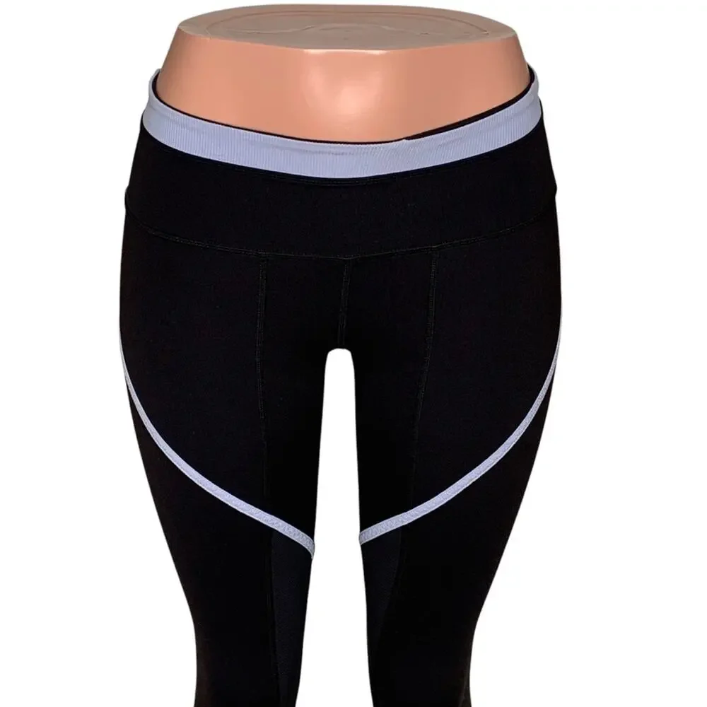 Lululemon Roll Out Crop Leggings Black/Lavender Dust Size 4